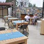 Water Garden מלון דירות גומבט