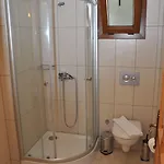 מלון דירות Water Garden גומבט