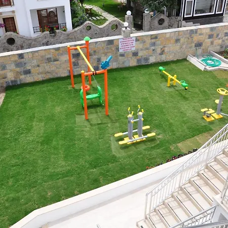 Water Garden غومْبيت